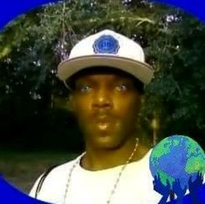 Meet your Posher, Clyde